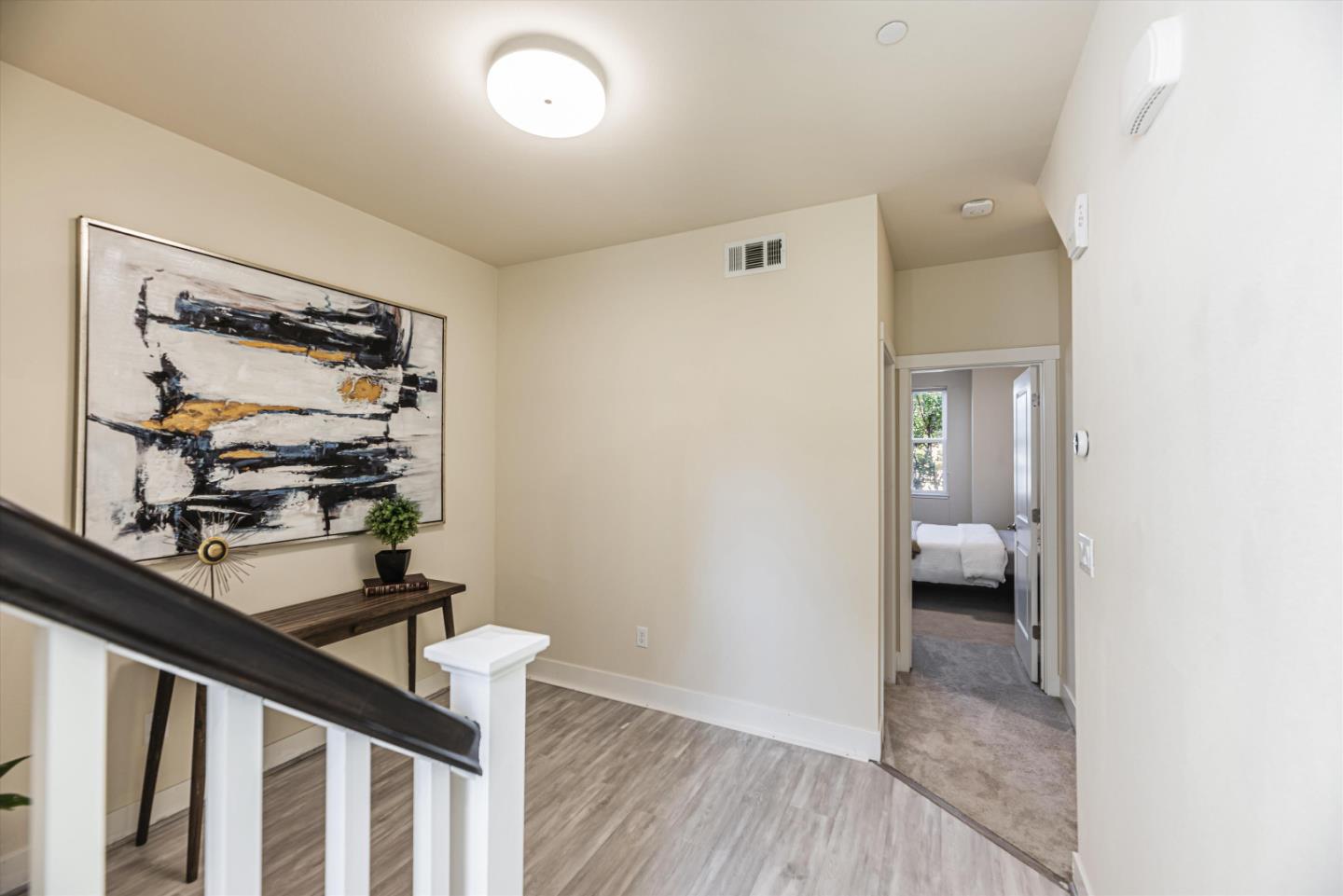 Detail Gallery Image 11 of 34 For 166 Tilton, San Mateo,  CA 94401 - 2 Beds | 2 Baths