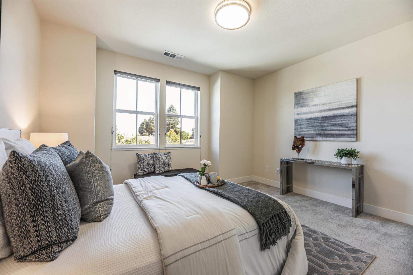 Detail Gallery Image 14 of 34 For 166 Tilton, San Mateo,  CA 94401 - 2 Beds | 2 Baths