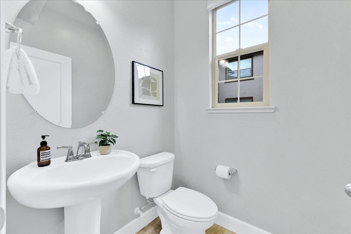 Detail Gallery Image 36 of 100 For 2965 via Torino Pl, Santa Clara,  CA 95051 - 3 Beds | 3/1 Baths