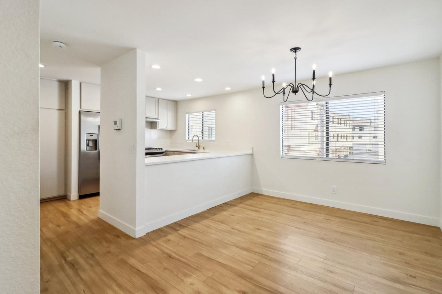 Detail Gallery Image 1 of 1 For 15111 Freeman Ave #84,  Lawndale,  CA 90260 - 3 Beds | 2/1 Baths