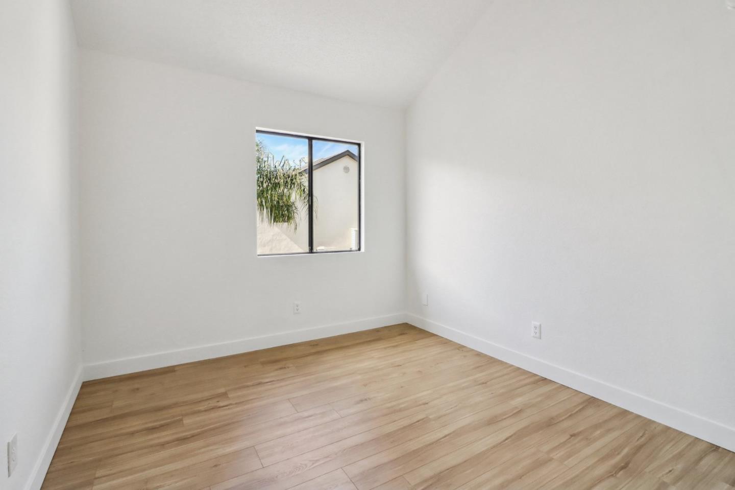 Detail Gallery Image 20 of 25 For 15111 Freeman Ave #84,  Lawndale,  CA 90260 - 3 Beds | 2/1 Baths