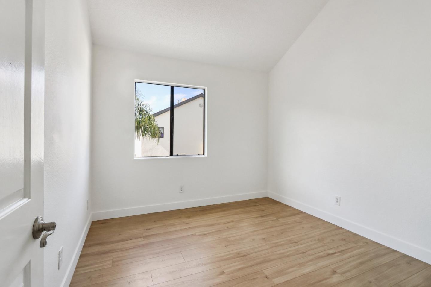 Detail Gallery Image 21 of 25 For 15111 Freeman Ave #84,  Lawndale,  CA 90260 - 3 Beds | 2/1 Baths