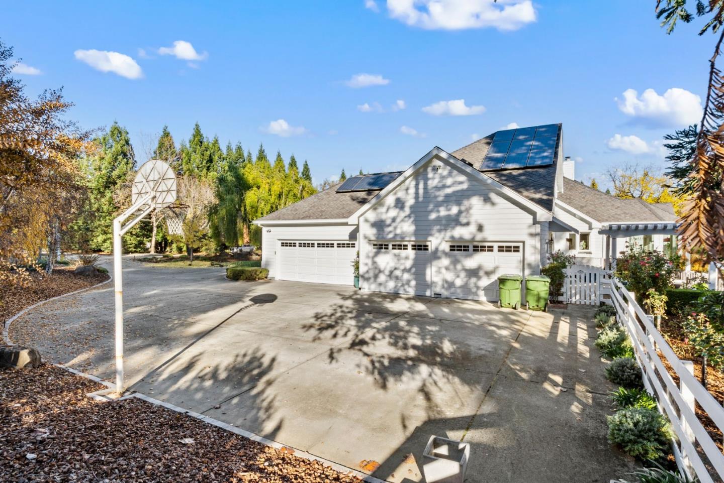 Detail Gallery Image 69 of 71 For 16260 Paradise Valley Ln, Morgan Hill,  CA 95037 - 4 Beds | 3/1 Baths