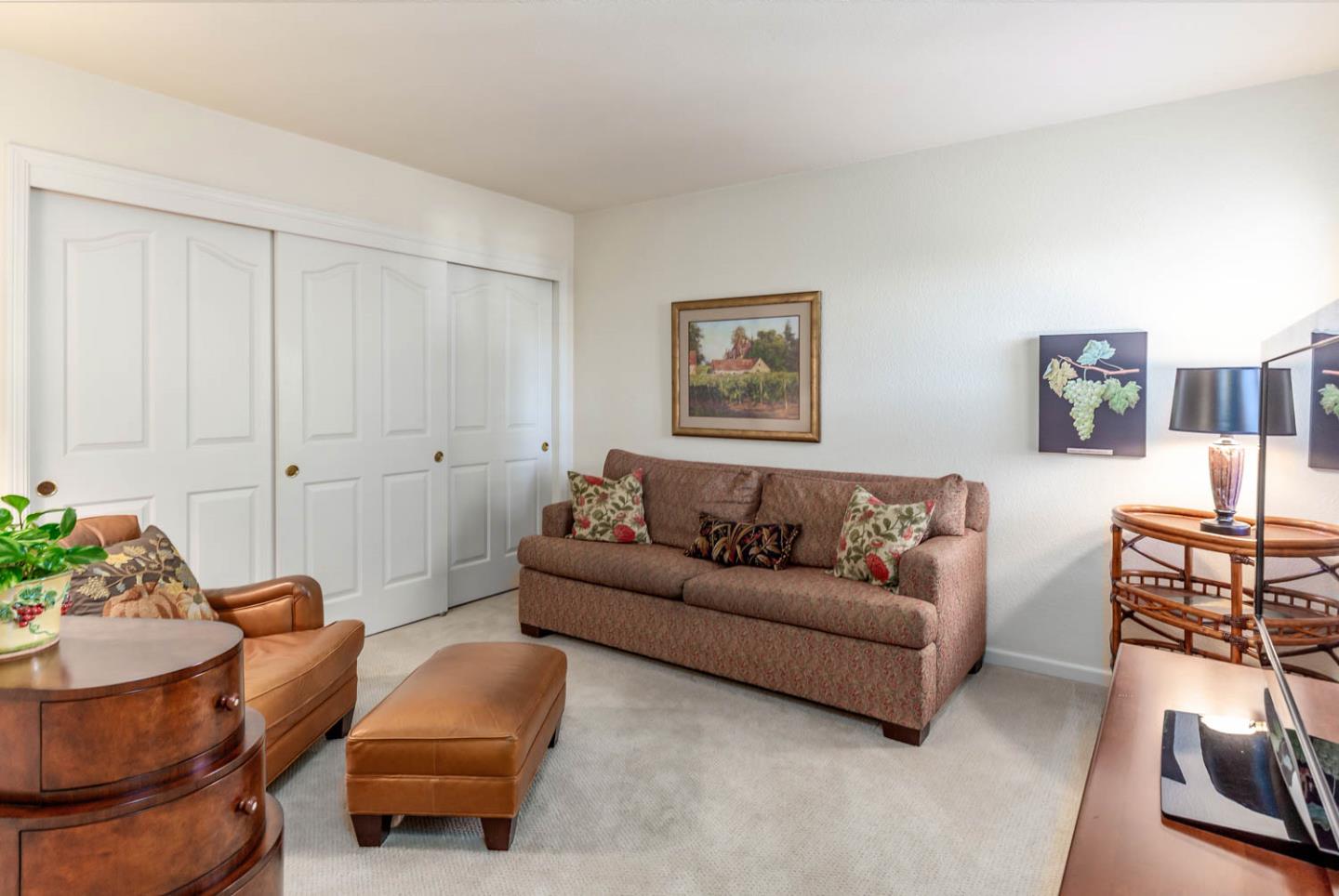 Detail Gallery Image 20 of 29 For 633 Charmain Cir, Mountain View,  CA 94041 - 3 Beds | 2/1 Baths