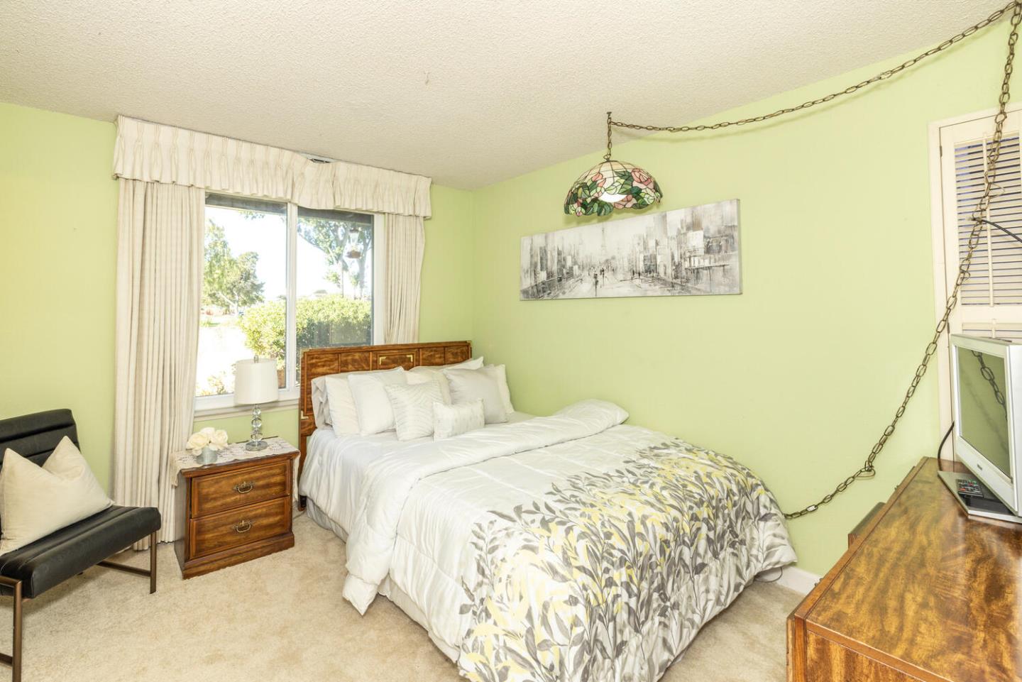 Detail Gallery Image 31 of 43 For 501 Botany Ct, Foster City,  CA 94404 - 4 Beds | 2/1 Baths