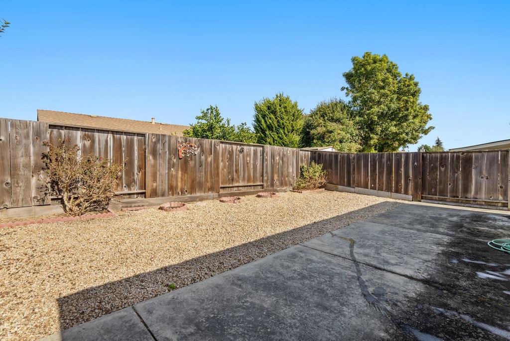 Detail Gallery Image 19 of 24 For 504 Vivienne Dr, Watsonville,  CA 95076 - 2 Beds | 1/1 Baths