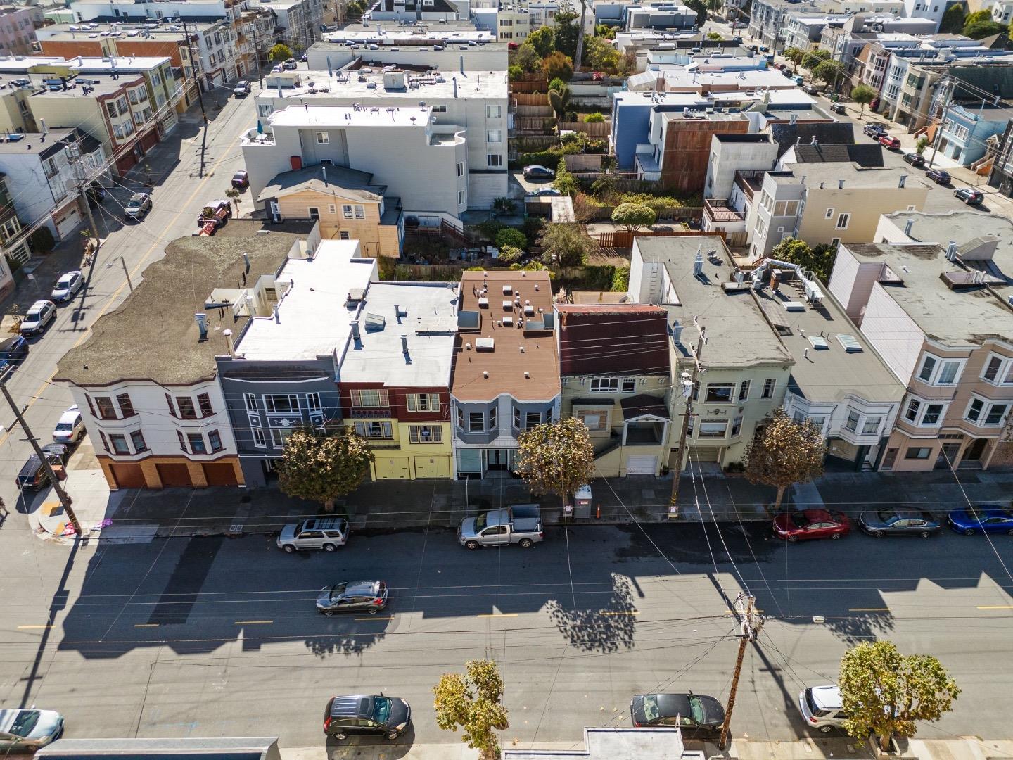 Detail Gallery Image 31 of 34 For 6423 California St, San Francisco,  CA 94121 - 3 Beds | 3 Baths