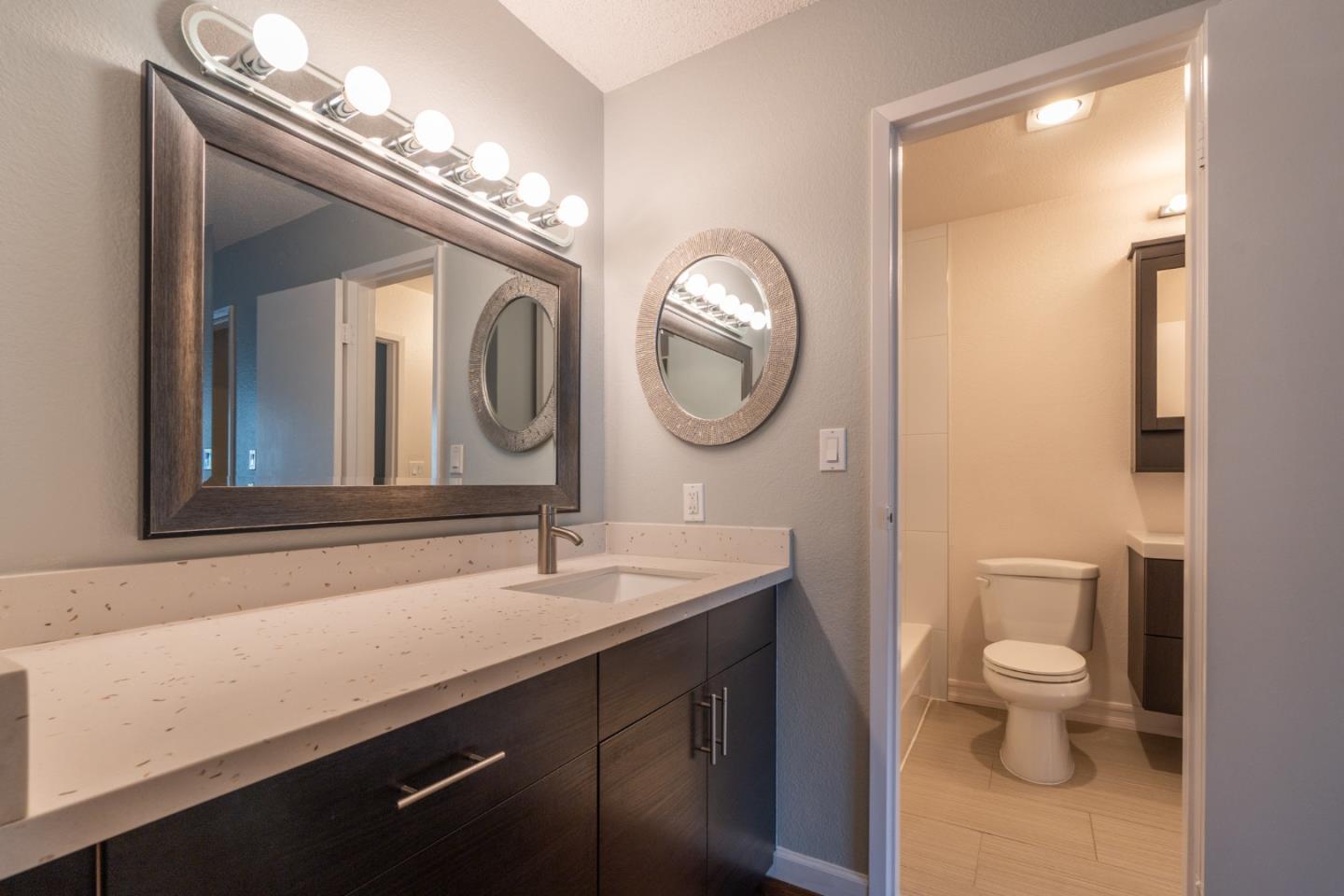 Detail Gallery Image 15 of 30 For 373 Half Moon Ln #206,  Daly City,  CA 94015 - 2 Beds | 1/1 Baths