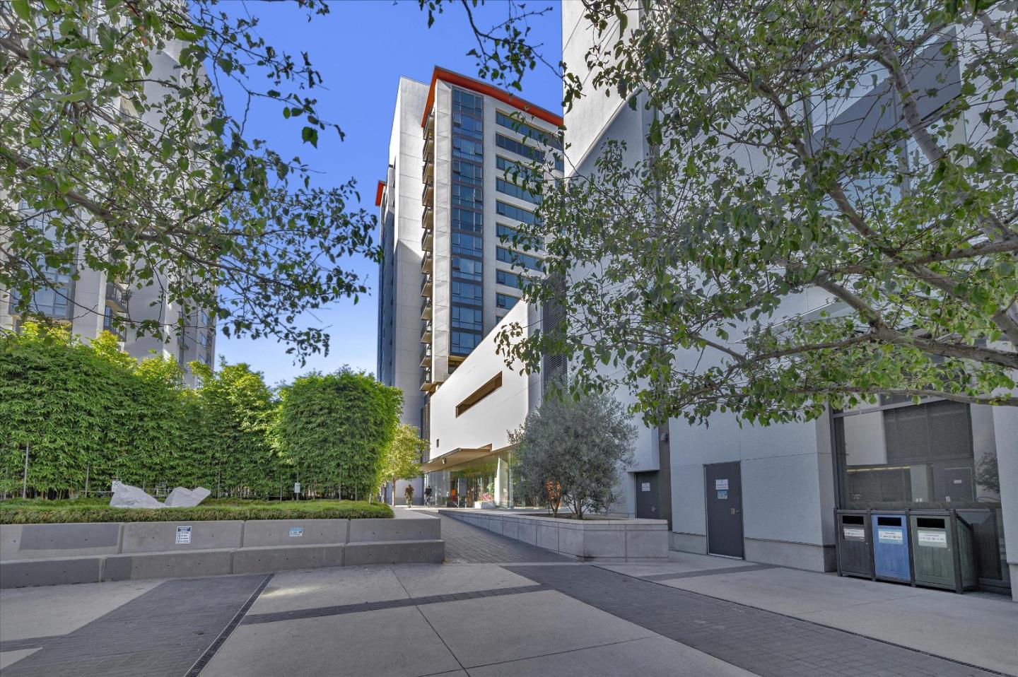 Detail Gallery Image 1 of 1 For 250 King St #506,  San Francisco,  CA 94107 - 1 Beds | 1 Baths