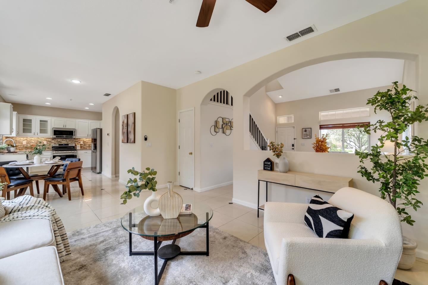 Detail Gallery Image 13 of 53 For 2679 Horseshoe Ct, Livermore,  CA 94551 - 4 Beds | 2/1 Baths