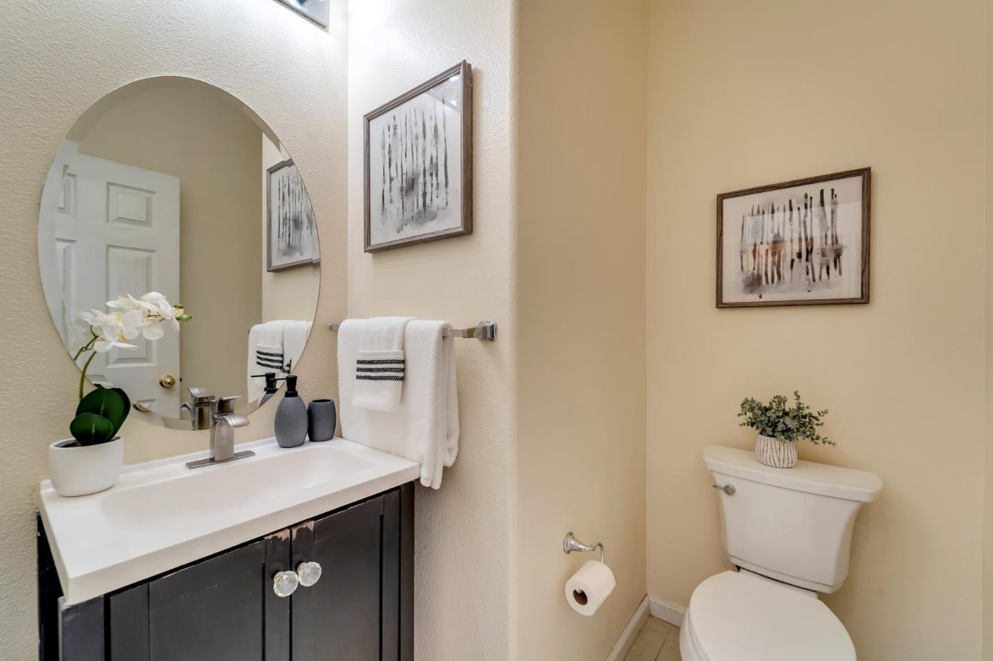 Detail Gallery Image 18 of 53 For 2679 Horseshoe Ct, Livermore,  CA 94551 - 4 Beds | 2/1 Baths