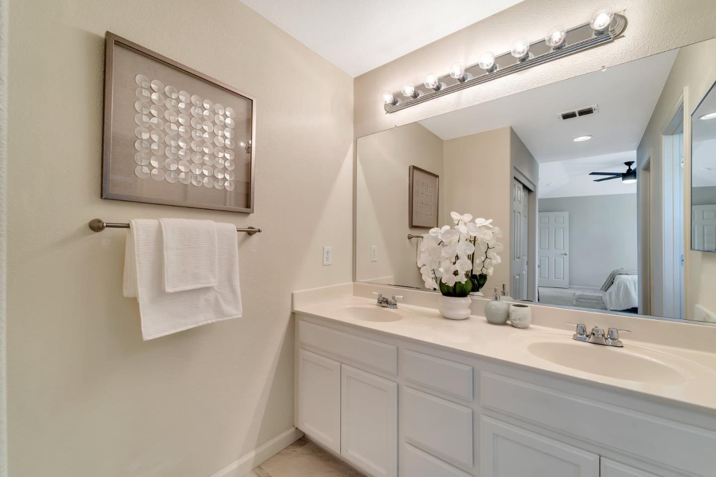 Detail Gallery Image 6 of 53 For 2679 Horseshoe Ct, Livermore,  CA 94551 - 4 Beds | 2/1 Baths