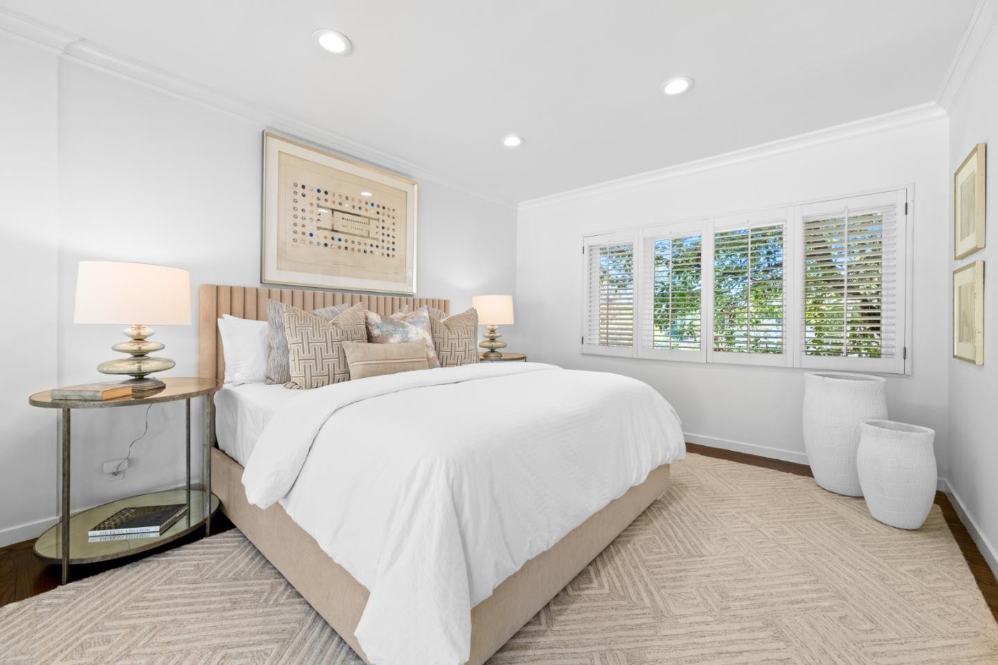 Detail Gallery Image 20 of 73 For 3990 Ralston Ave, Hillsborough,  CA 94010 - 5 Beds | 4/1 Baths