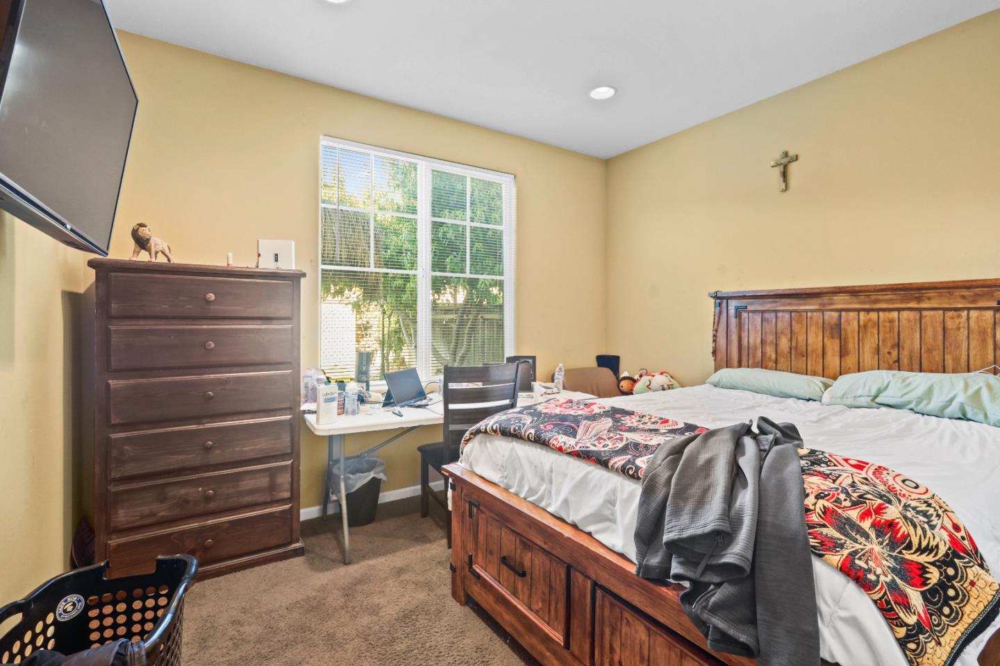 Detail Gallery Image 21 of 30 For 2334 N Fallbrook Dr, Los Banos,  CA 93635 - 5 Beds | 2/1 Baths