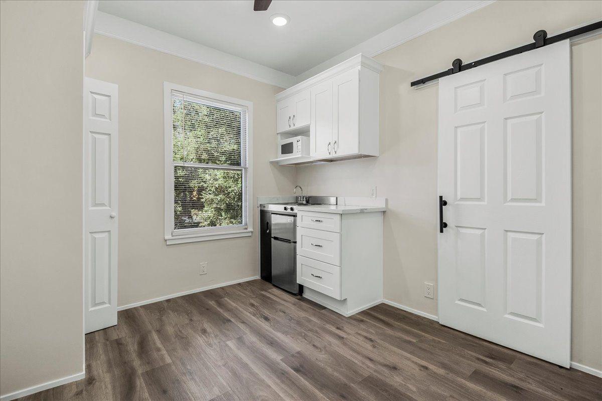 628 Waverley Street, Palo Alto, California 94301, ,Commercial Sale,For Sale,628 Waverley Street,ML81985525
