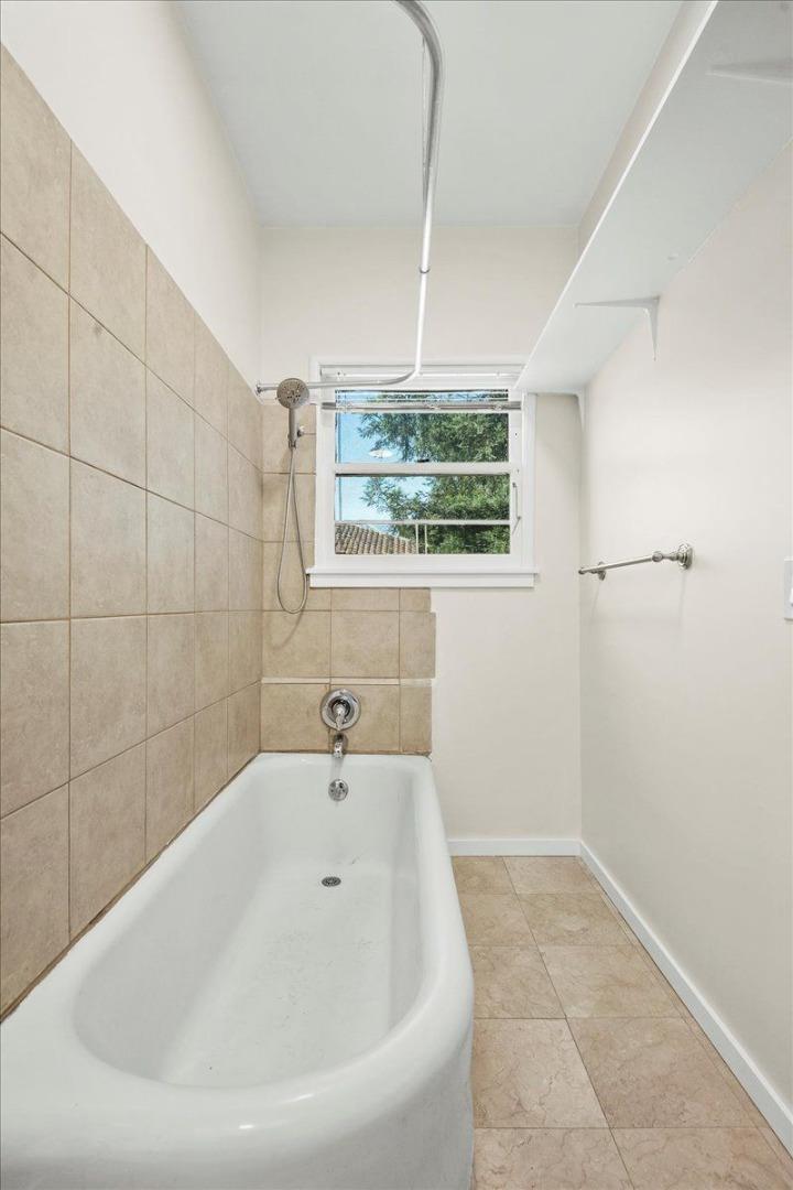 Detail Gallery Image 17 of 41 For 628 Waverley St, Palo Alto,  CA 94301 - – Beds | – Baths