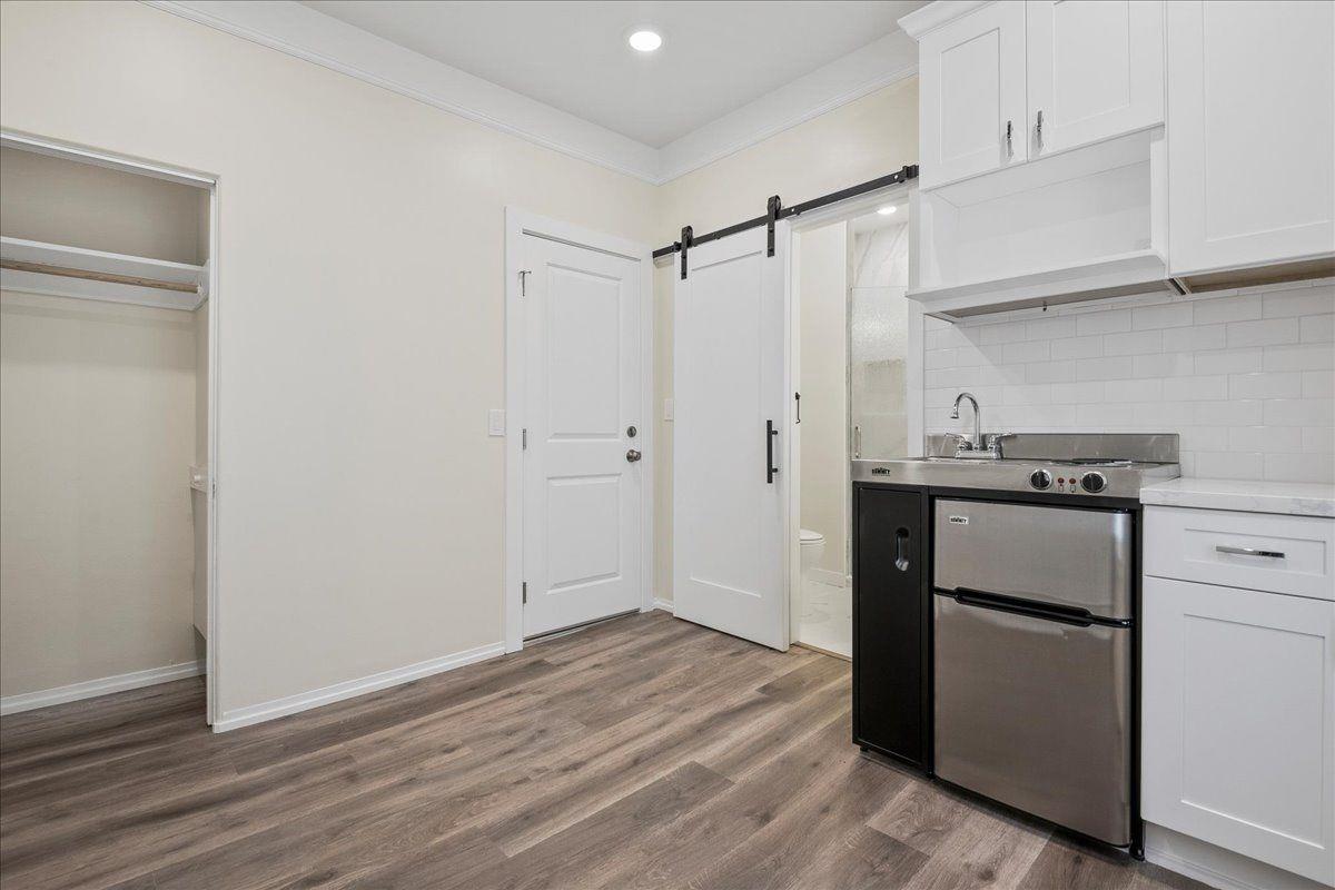 628 Waverley Street, Palo Alto, California 94301, ,Commercial Sale,For Sale,628 Waverley Street,ML81985525