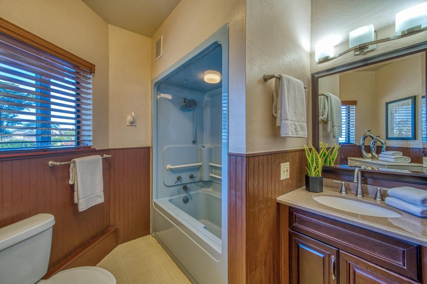 Detail Gallery Image 33 of 48 For 70 San Andreas Ave, Half Moon Bay,  CA 94019 - 2 Beds | 2/1 Baths