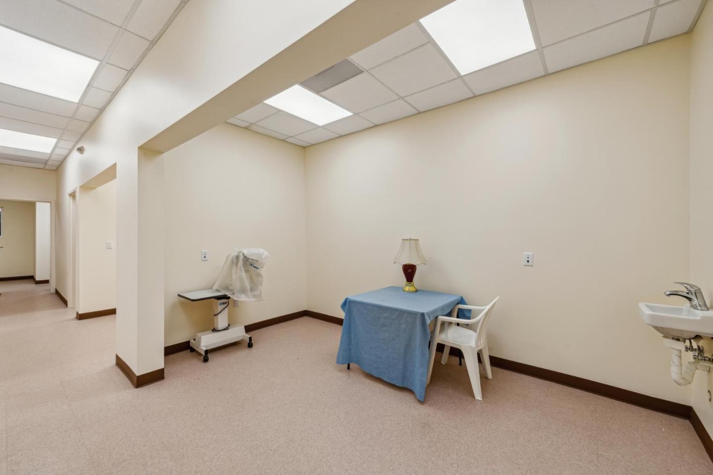 Detail Gallery Image 2 of 57 For 32-34 Clement St, San Francisco,  CA 94118 - – Beds | – Baths