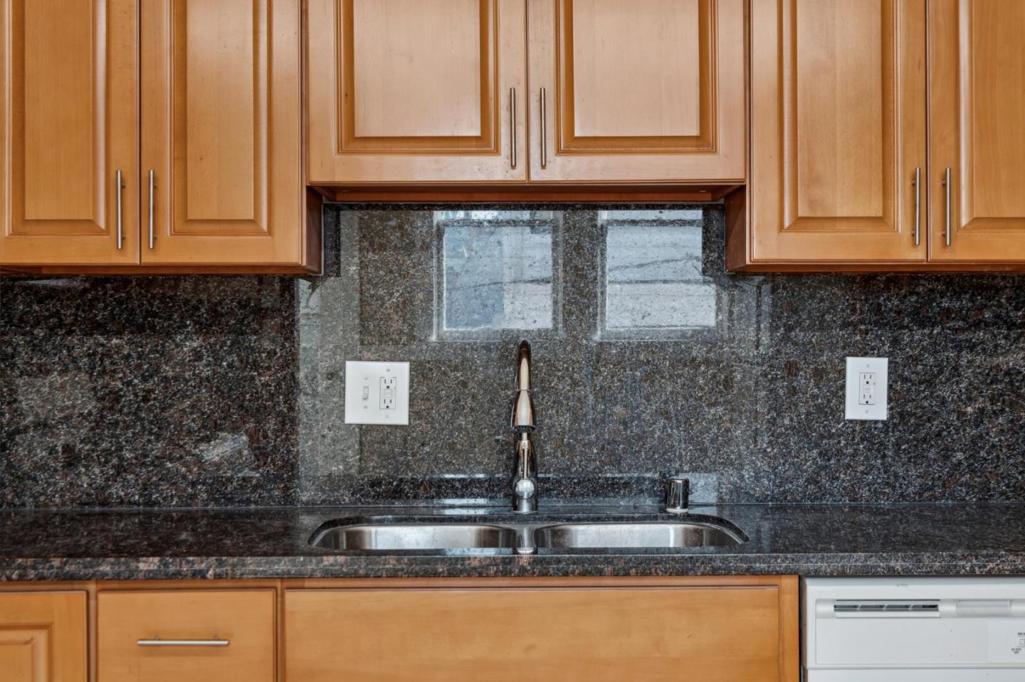 Detail Gallery Image 42 of 57 For 32-34 Clement St, San Francisco,  CA 94118 - – Beds | – Baths
