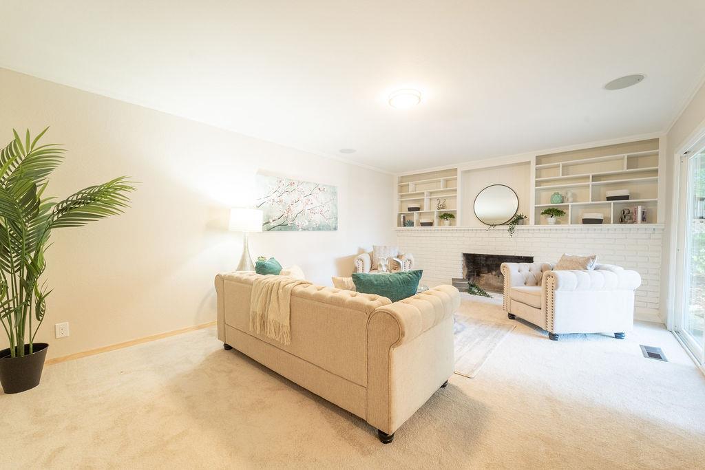 Detail Gallery Image 18 of 66 For 1430 Villa Dr, Los Altos,  CA 94024 - 4 Beds | 2/1 Baths