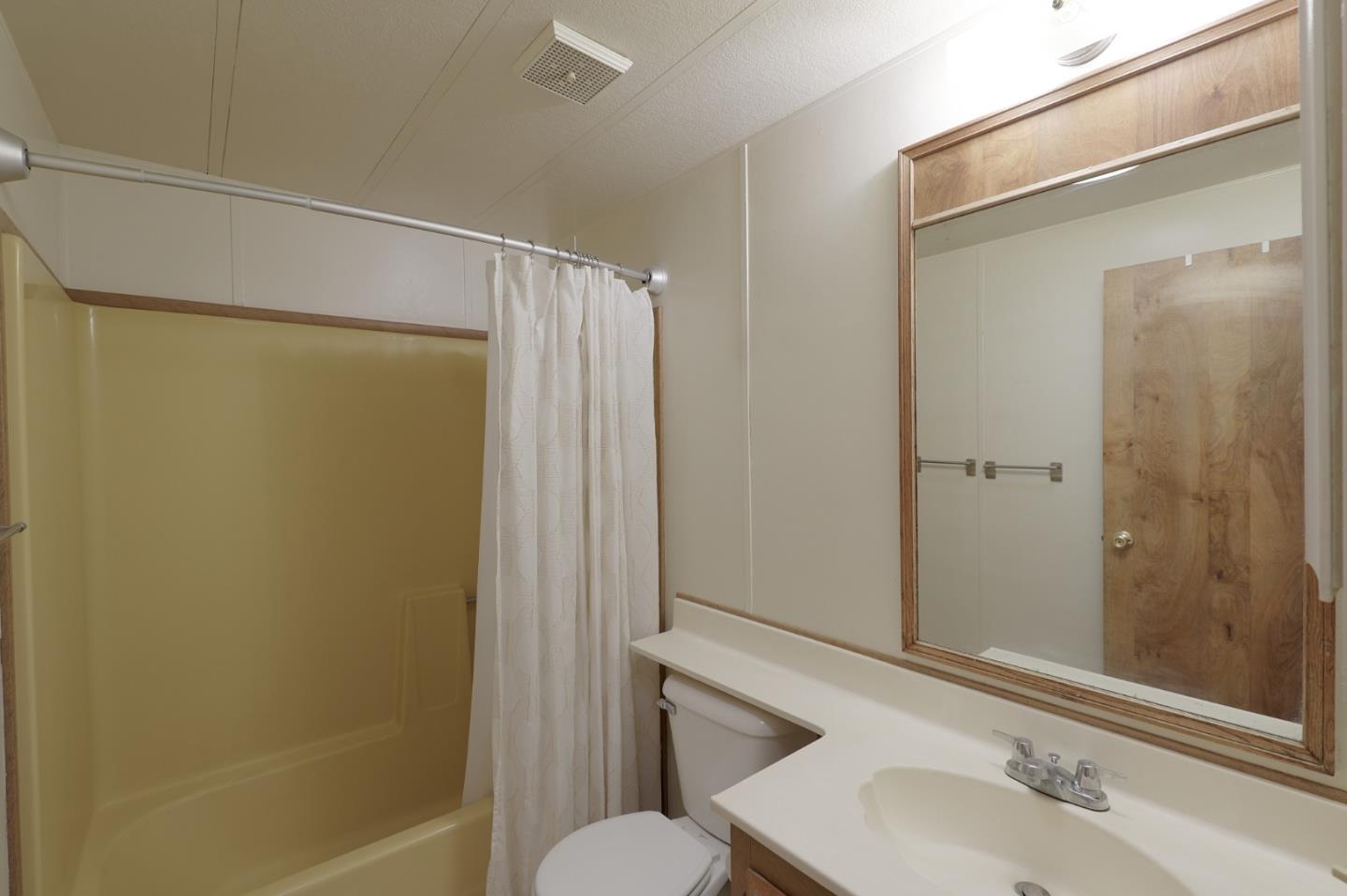 Detail Gallery Image 23 of 47 For 205 Leisure Dr #205,  Morgan Hill,  CA 95037 - 2 Beds | 2 Baths