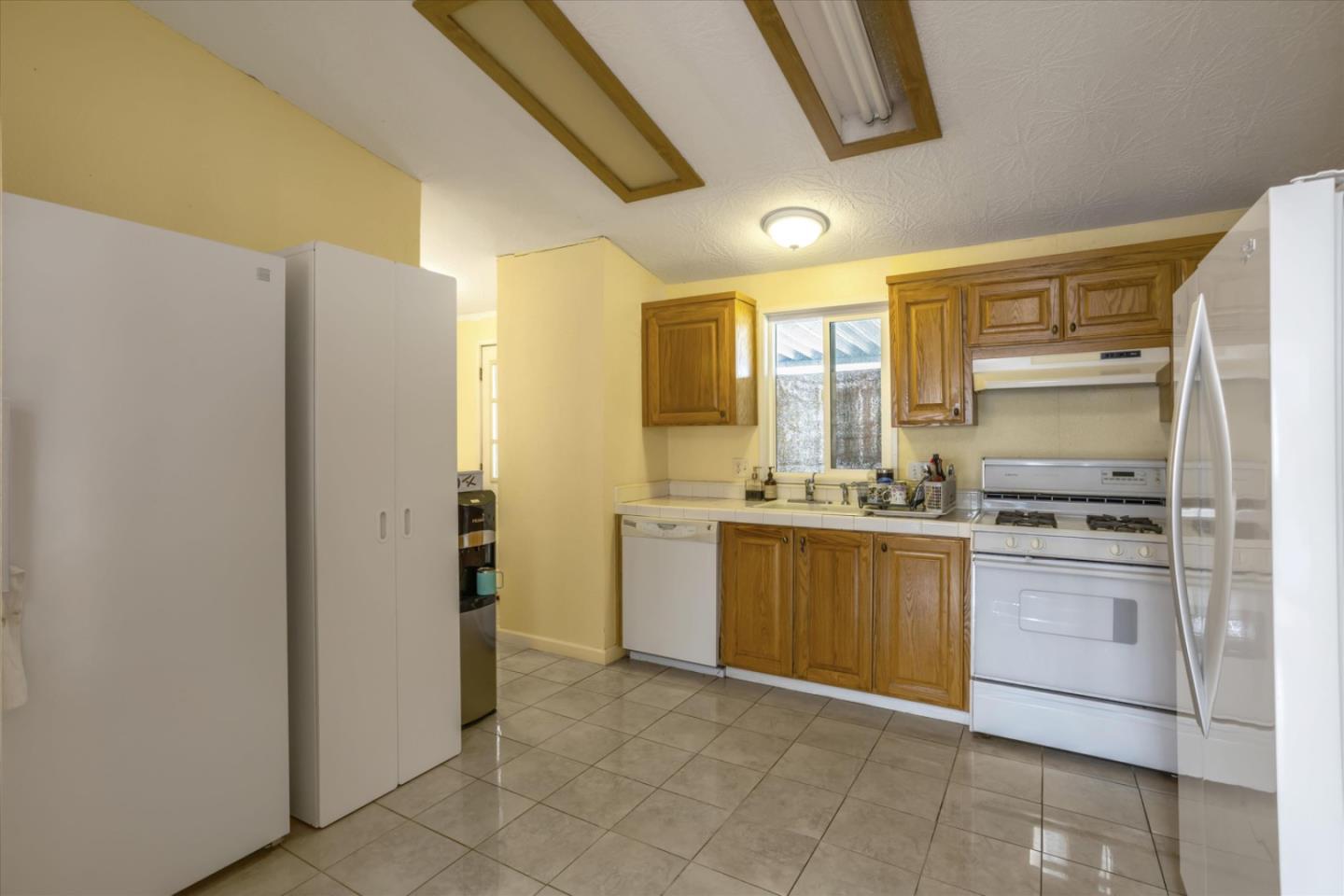 Detail Gallery Image 9 of 31 For 137 El Bosque Dr #137,  San Jose,  CA 95134 - 3 Beds | 2 Baths