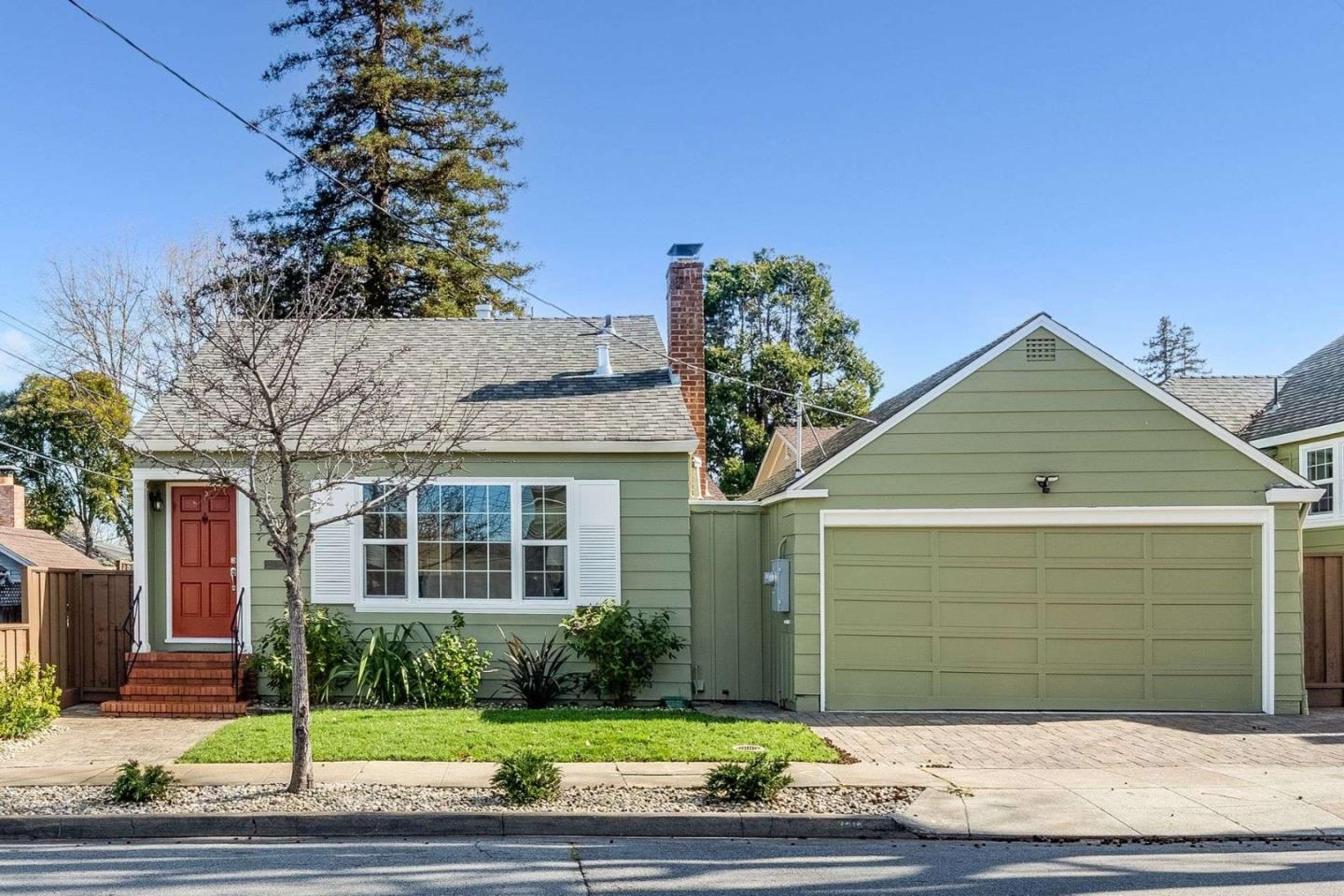 Detail Gallery Image 2 of 33 For 1315 Carmelita Ave, Burlingame,  CA 94010 - – Beds | – Baths