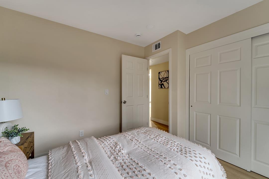 Detail Gallery Image 18 of 30 For 6093 Larchmont Dr, San Jose,  CA 95123 - 4 Beds | 2 Baths