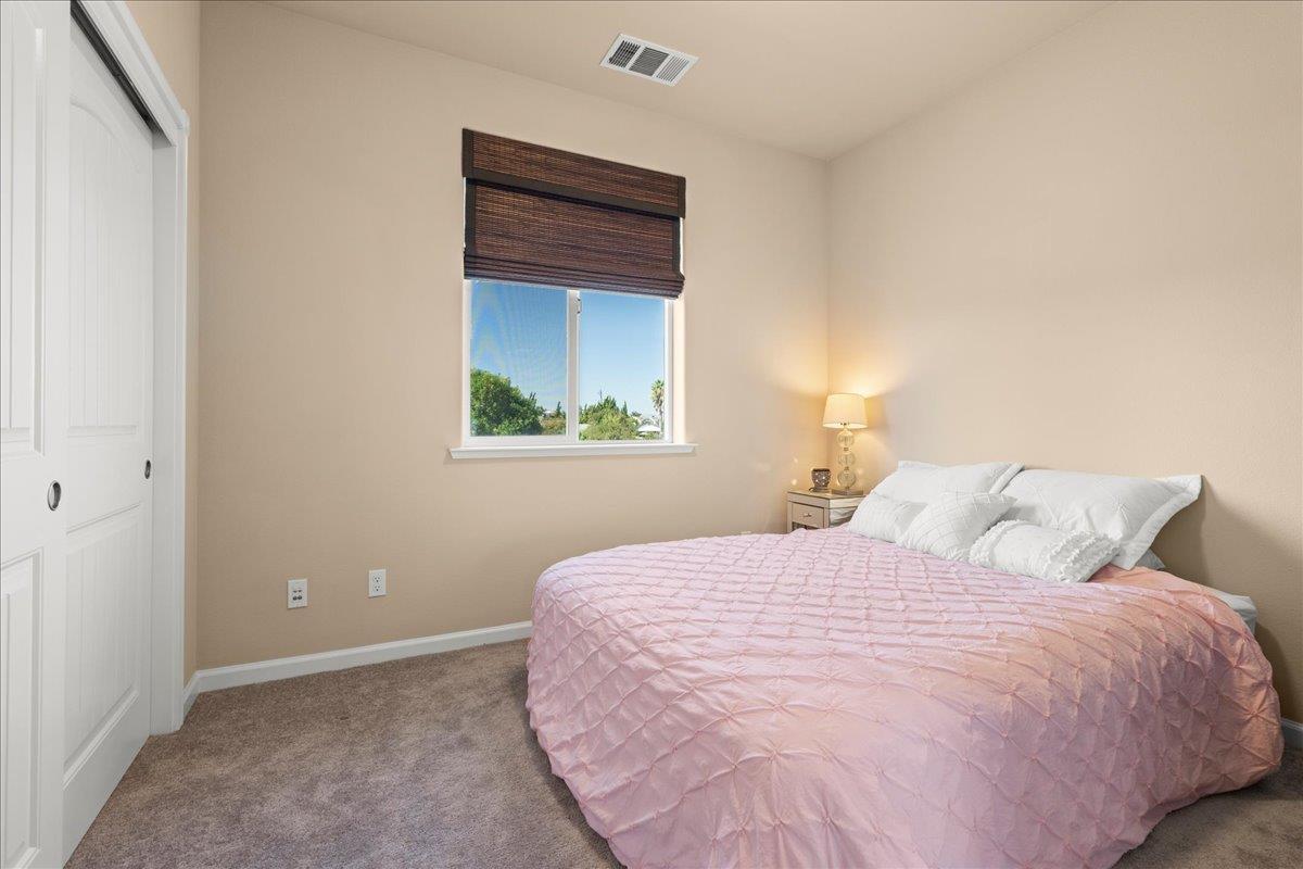 Detail Gallery Image 18 of 22 For 280 Springtime Cir, Hollister,  CA 95023 - 3 Beds | 2/1 Baths