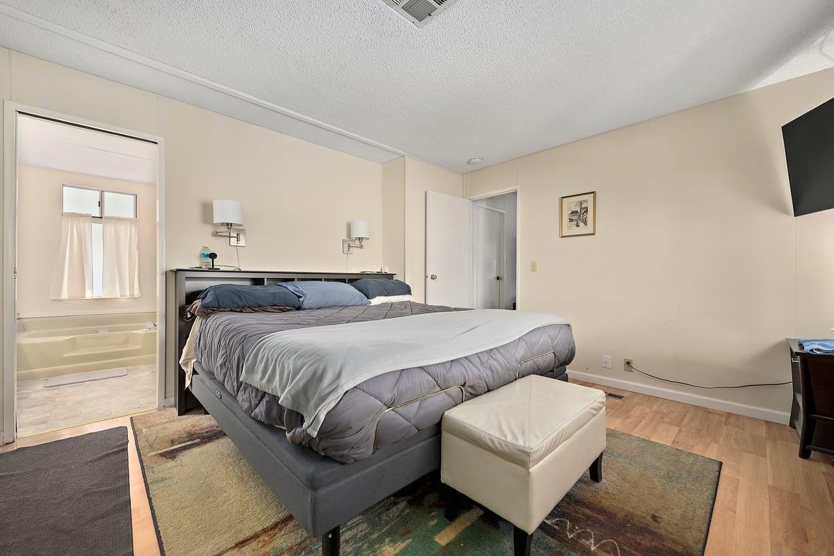 Detail Gallery Image 10 of 22 For 154 Walnut Dr #154,  Morgan Hill,  CA 95037 - 2 Beds | 2 Baths