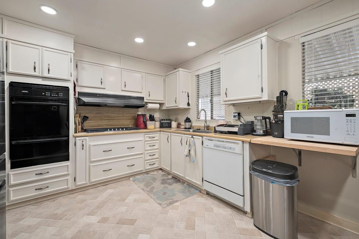 Detail Gallery Image 12 of 22 For 154 Walnut Dr #154,  Morgan Hill,  CA 95037 - 2 Beds | 2 Baths