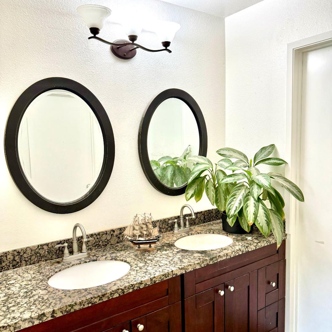 Detail Gallery Image 7 of 9 For 1726 River Birch Dr, San Jose,  CA 95131 - 3 Beds | 2/1 Baths