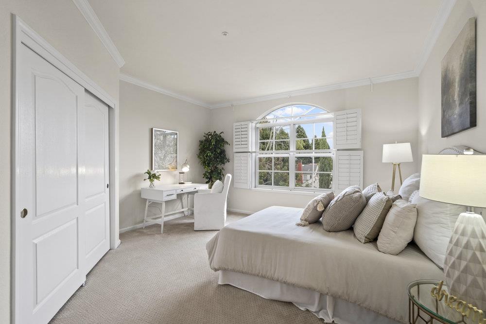 Detail Gallery Image 19 of 49 For 111 Saint Matthews Ave #302,  San Mateo,  CA 94401 - 3 Beds | 2 Baths