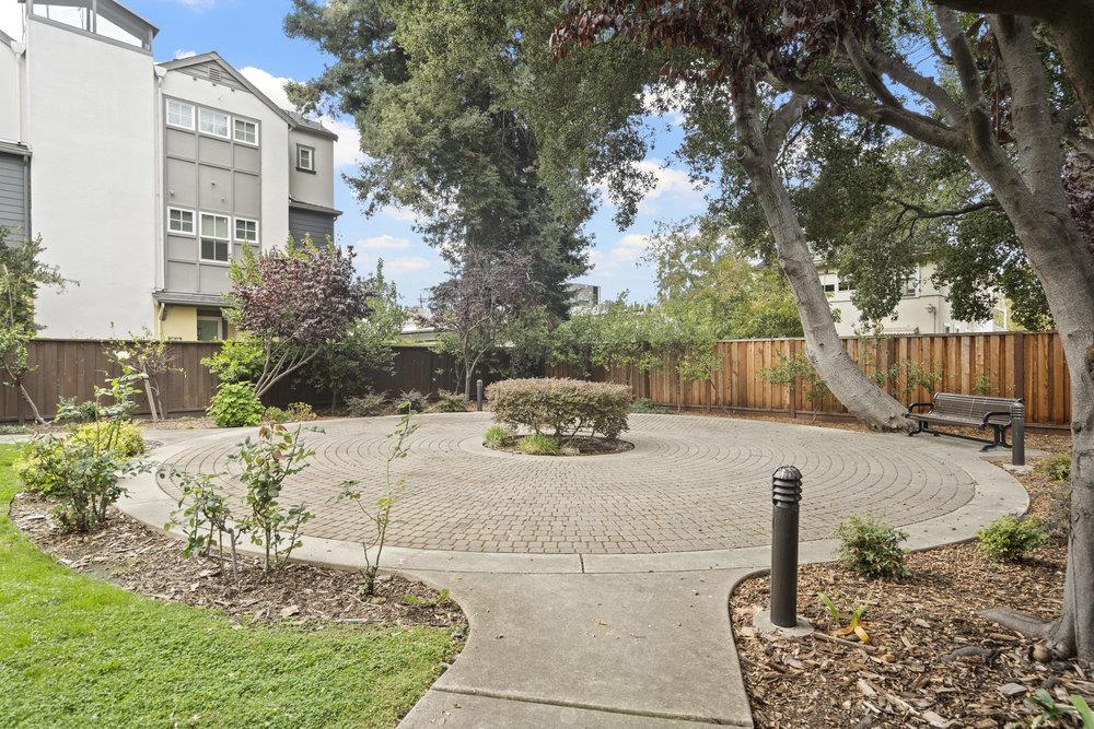 Detail Gallery Image 35 of 49 For 111 Saint Matthews Ave #302,  San Mateo,  CA 94401 - 3 Beds | 2 Baths