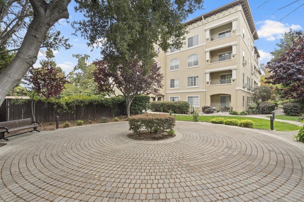 Detail Gallery Image 36 of 49 For 111 Saint Matthews Ave #302,  San Mateo,  CA 94401 - 3 Beds | 2 Baths