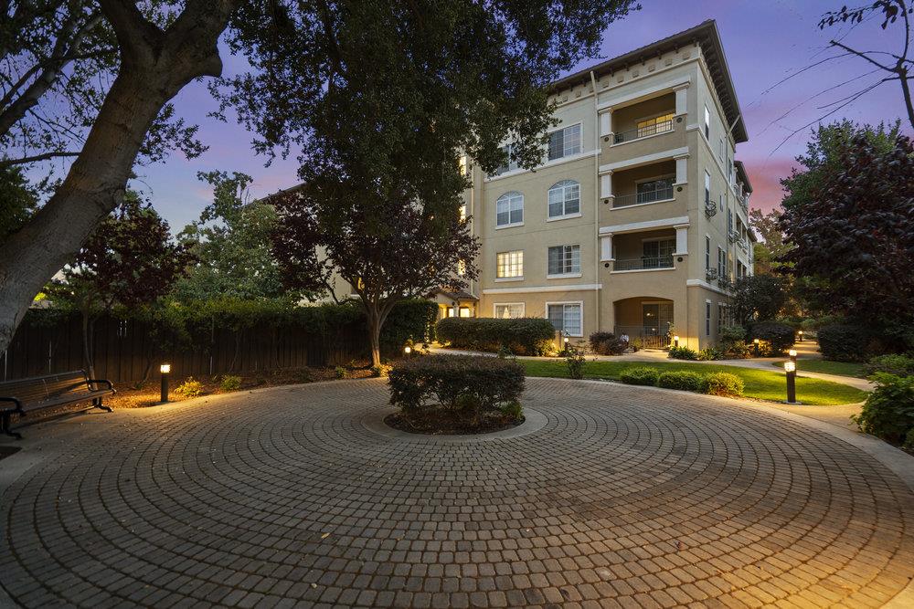 Detail Gallery Image 47 of 49 For 111 Saint Matthews Ave #302,  San Mateo,  CA 94401 - 3 Beds | 2 Baths