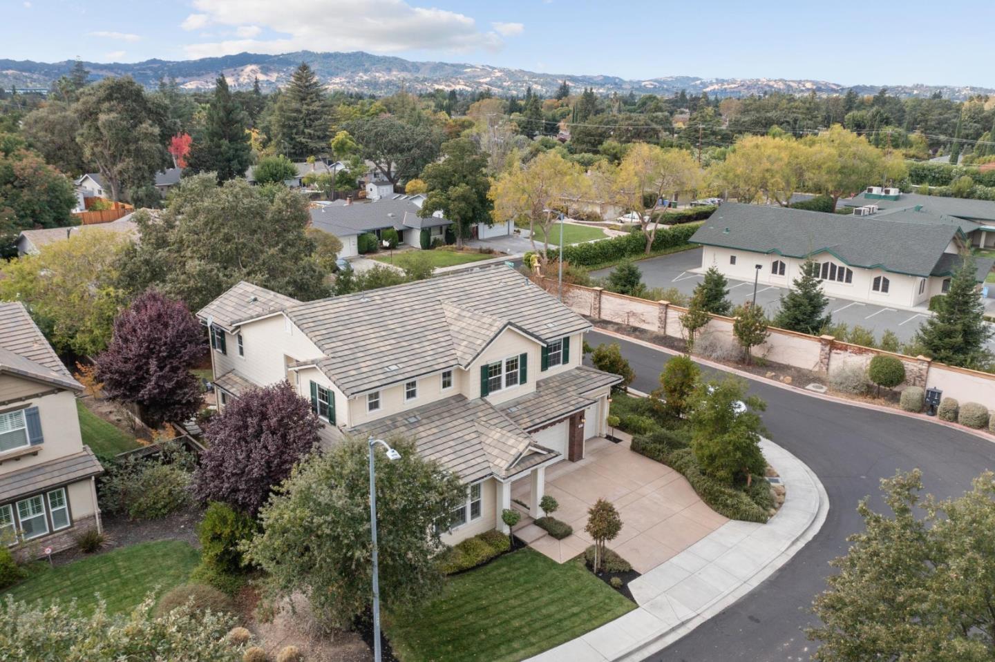 Detail Gallery Image 66 of 68 For 1977 Cambridge Pl, Walnut Creek,  CA 94598 - 5 Beds | 3/1 Baths