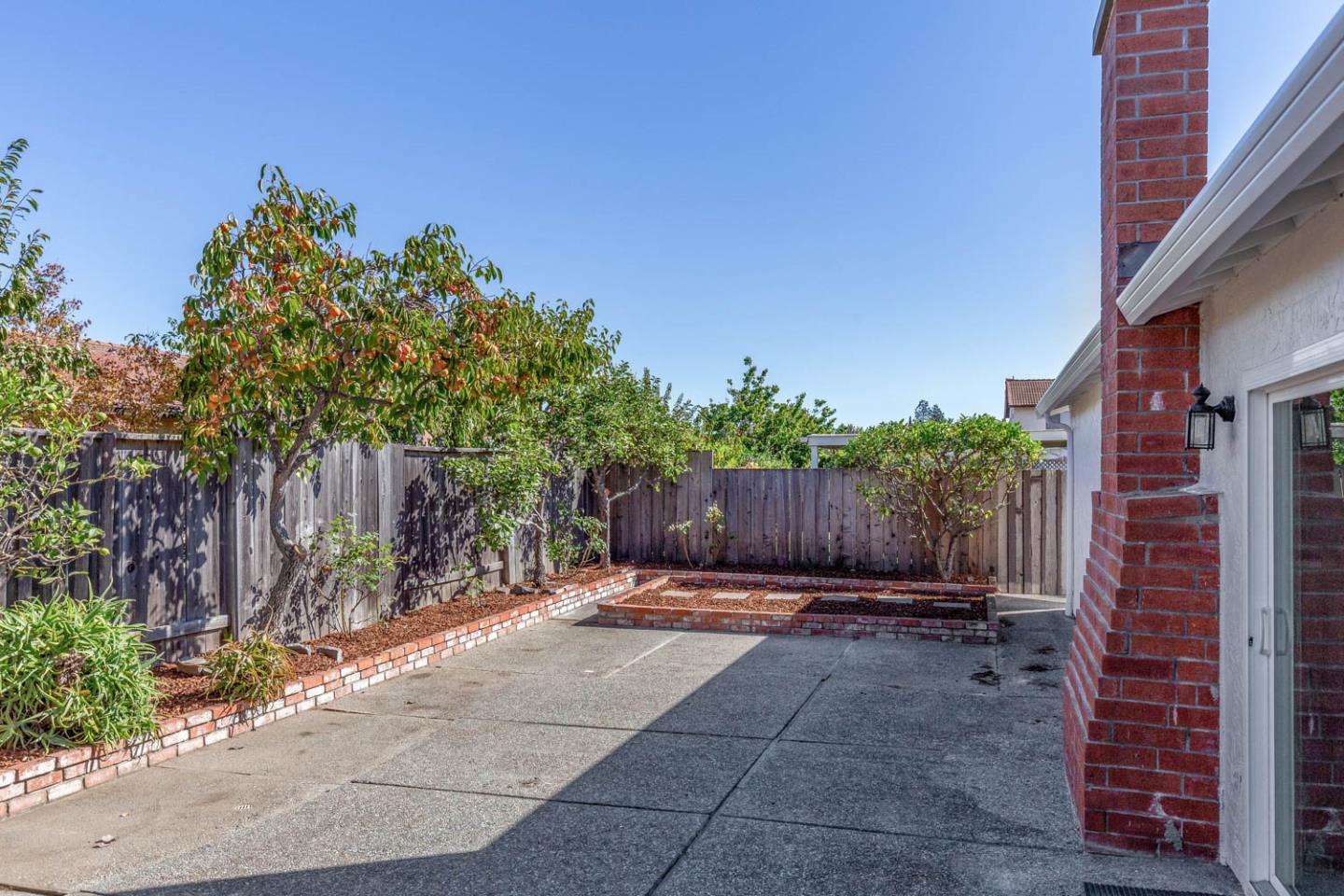 Detail Gallery Image 25 of 32 For 217 Rosilie St, San Mateo,  CA 94403 - 3 Beds | 2 Baths