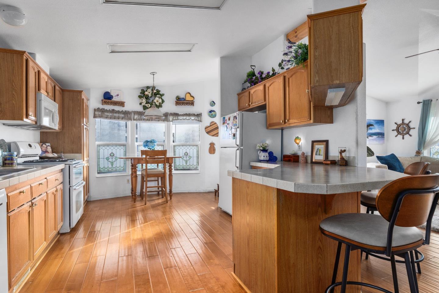 Detail Gallery Image 9 of 37 For 2630 Orchard St #6,  Soquel,  CA 95073 - 3 Beds | 2 Baths