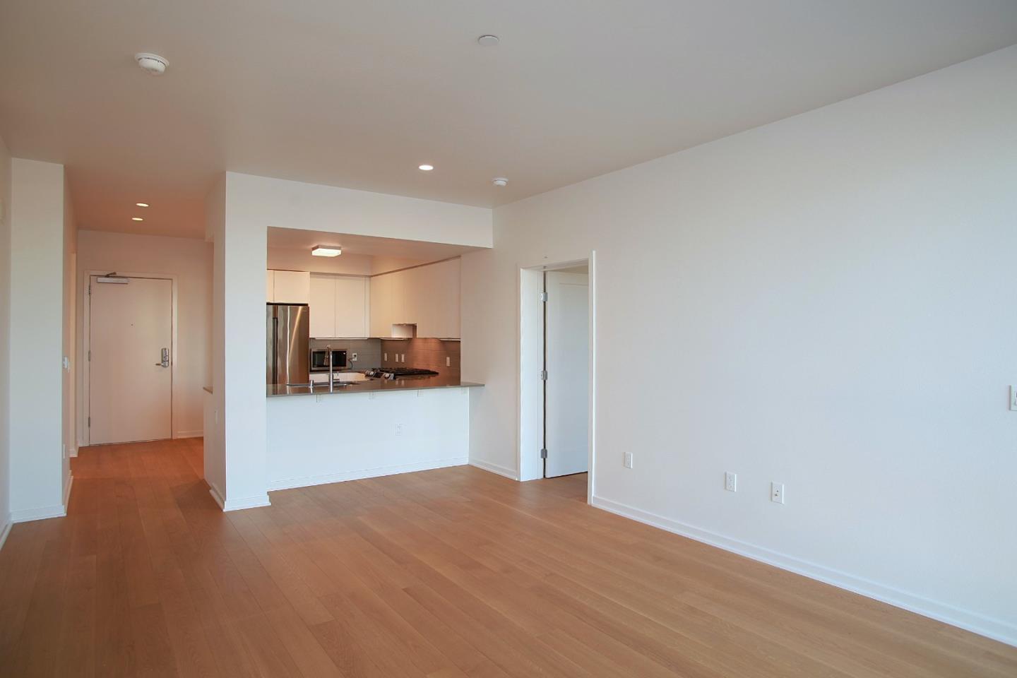 Detail Gallery Image 1 of 10 For 200 Linden Ave #602,  South San Francisco,  CA 94080 - 2 Beds | 2 Baths