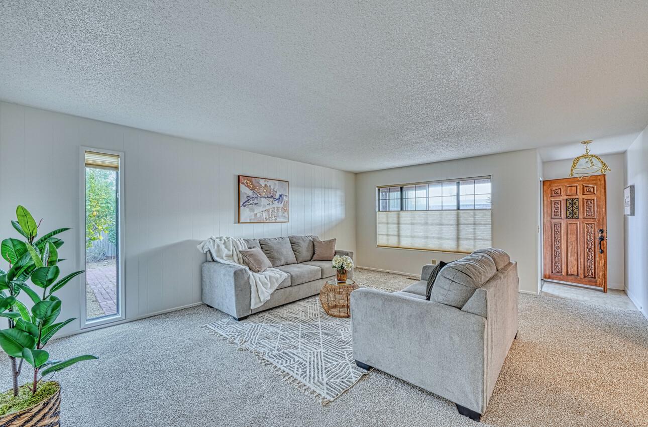 Detail Gallery Image 4 of 33 For 311 Johnson Pl, Marina,  CA 93933 - 3 Beds | 2 Baths