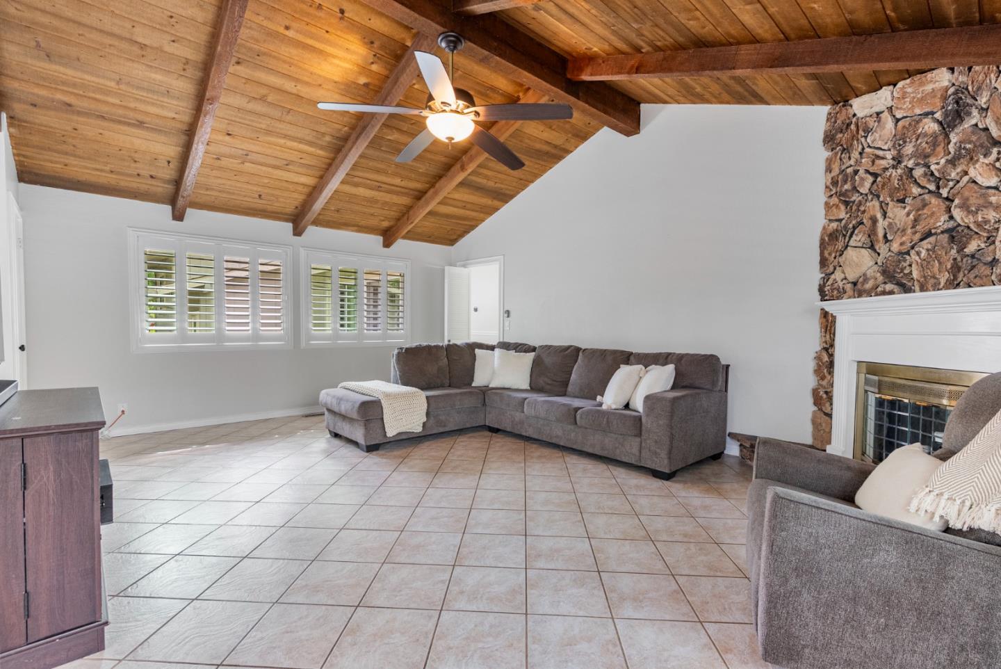Detail Gallery Image 10 of 52 For 16795 Jackson Oaks Dr, Morgan Hill,  CA 95037 - 4 Beds | 2 Baths