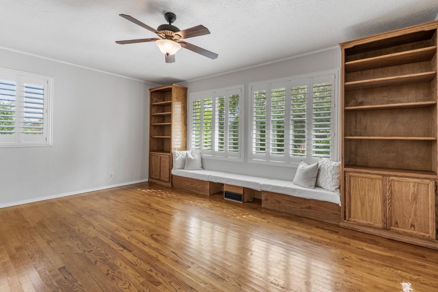 Detail Gallery Image 21 of 52 For 16795 Jackson Oaks Dr, Morgan Hill,  CA 95037 - 4 Beds | 2 Baths