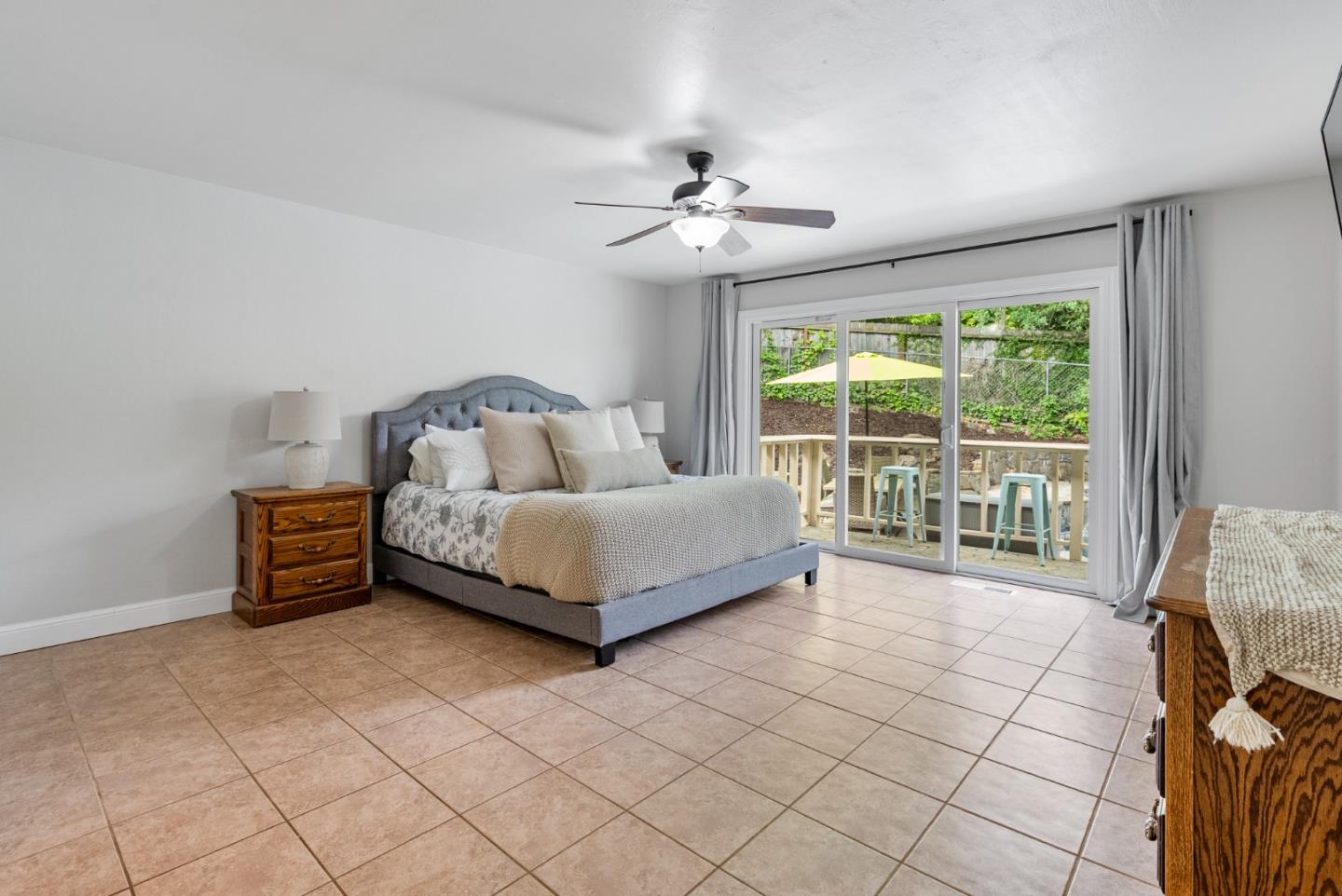 Detail Gallery Image 22 of 52 For 16795 Jackson Oaks Dr, Morgan Hill,  CA 95037 - 4 Beds | 2 Baths