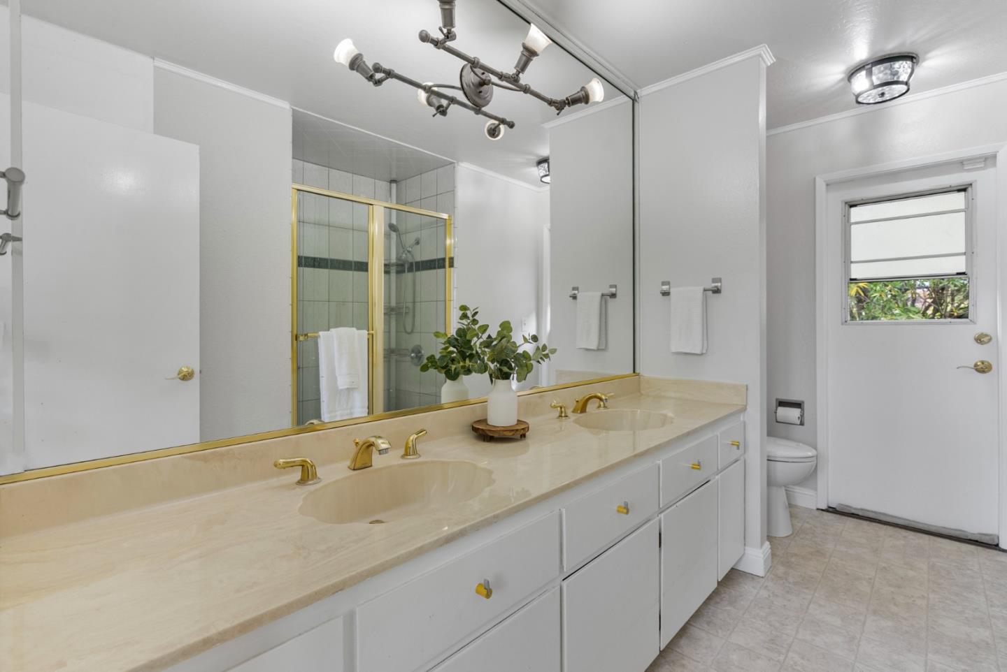 Detail Gallery Image 31 of 52 For 16795 Jackson Oaks Dr, Morgan Hill,  CA 95037 - 4 Beds | 2 Baths