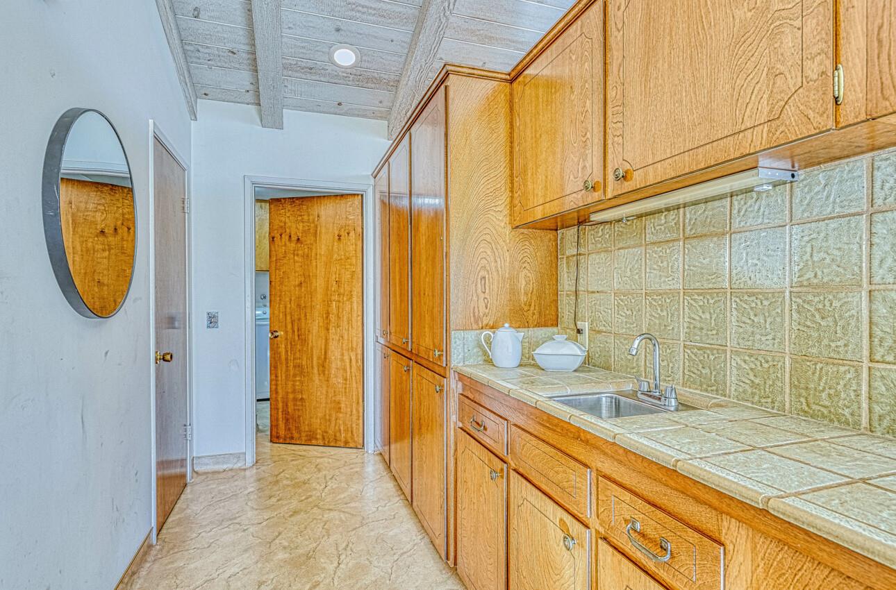 Detail Gallery Image 19 of 46 For 1002 Wranglers Trail Rd, Pebble Beach,  CA 93953 - 3 Beds | 2/1 Baths