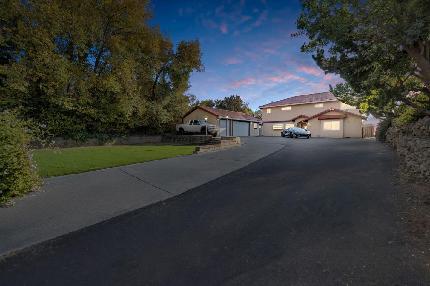 Detail Gallery Image 62 of 84 For 10175 Miguelito Rd, San Jose,  CA 95127 - 5 Beds | 3/1 Baths