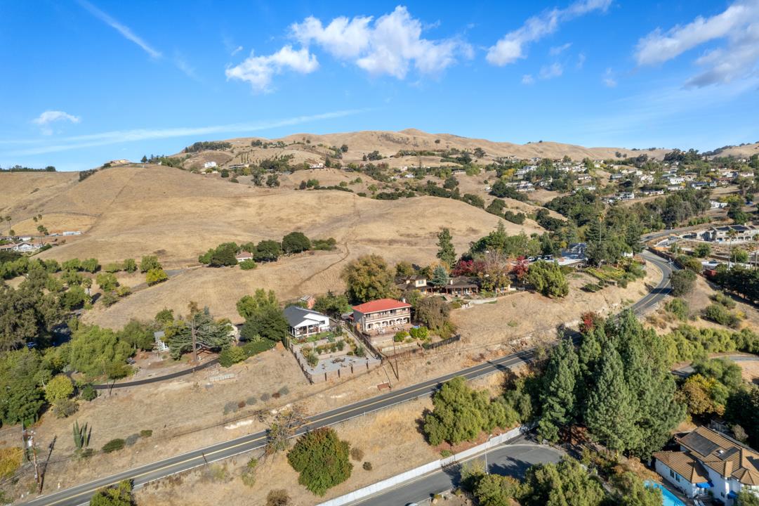 Detail Gallery Image 81 of 84 For 10175 Miguelito Rd, San Jose,  CA 95127 - 5 Beds | 3/1 Baths