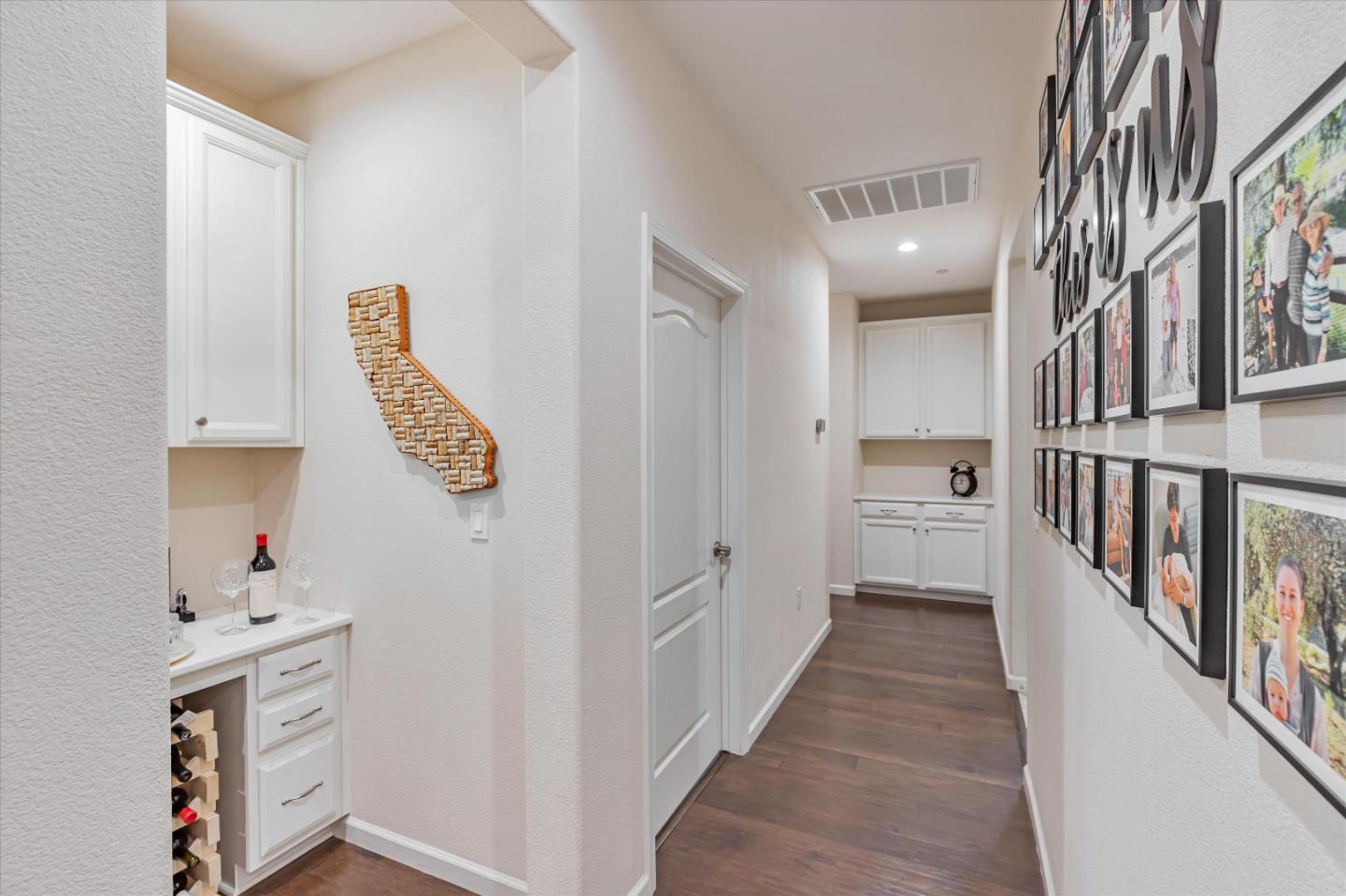 Detail Gallery Image 16 of 48 For 181 Pasilla Ct, Morgan Hill,  CA 95037 - 3 Beds | 2 Baths